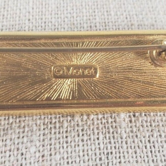 Brooch Pin - Signed Monet - Rectangle - Faux Pearls Rhinestones  Black Gold Tone - Picture 9 of 9